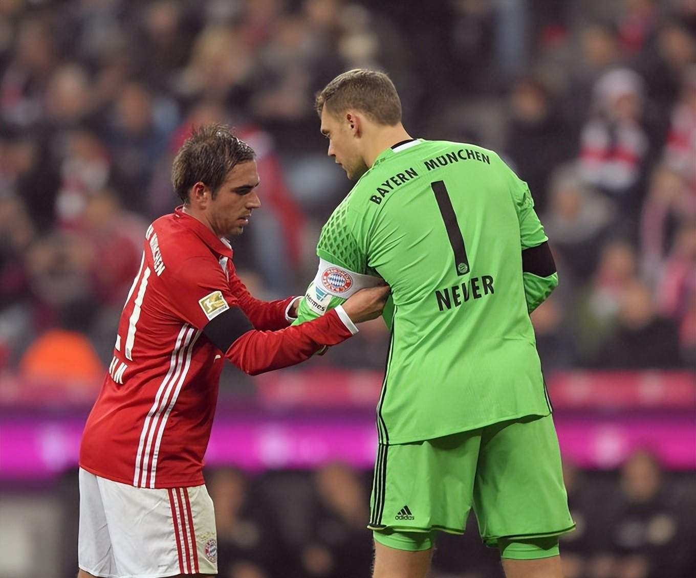 关于连胜势头难挡！足球豪取十连胜的信息