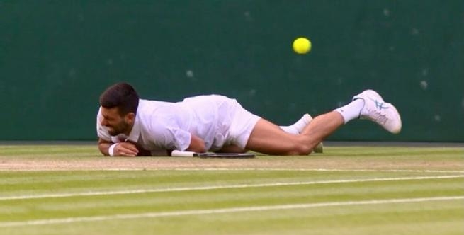 温网险胜年终总决赛，穆雷关键制胜