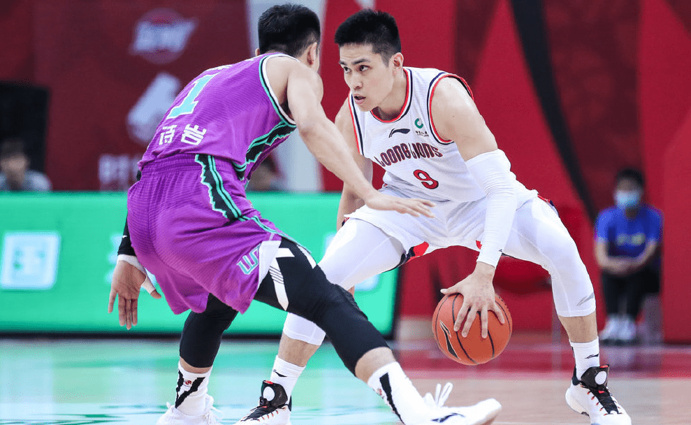 广州队轻取四川队，陶汉林关键制胜