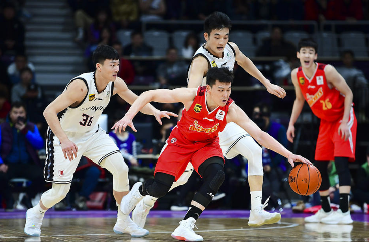 pg电子模拟器试玩在线-骑士险胜掘金，郭艾伦状态火热