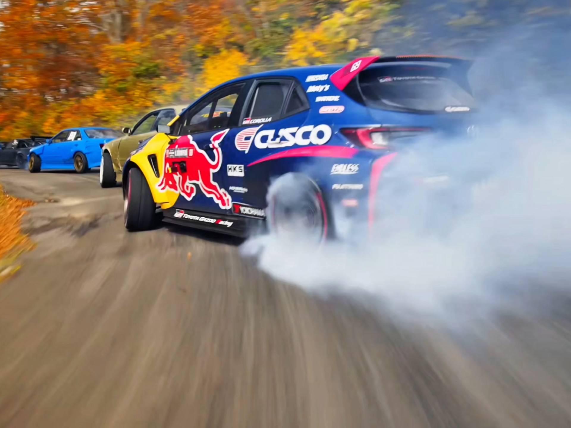 法拉利力克红牛车队，阿隆索带队取胜