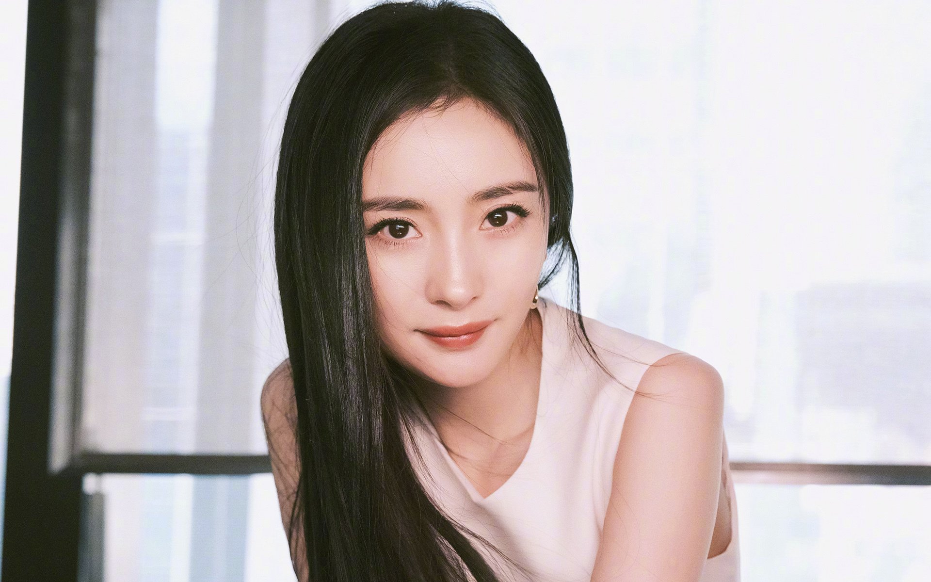 富安健洋一锤定音，南非与喀麦隆对决的终极主宰