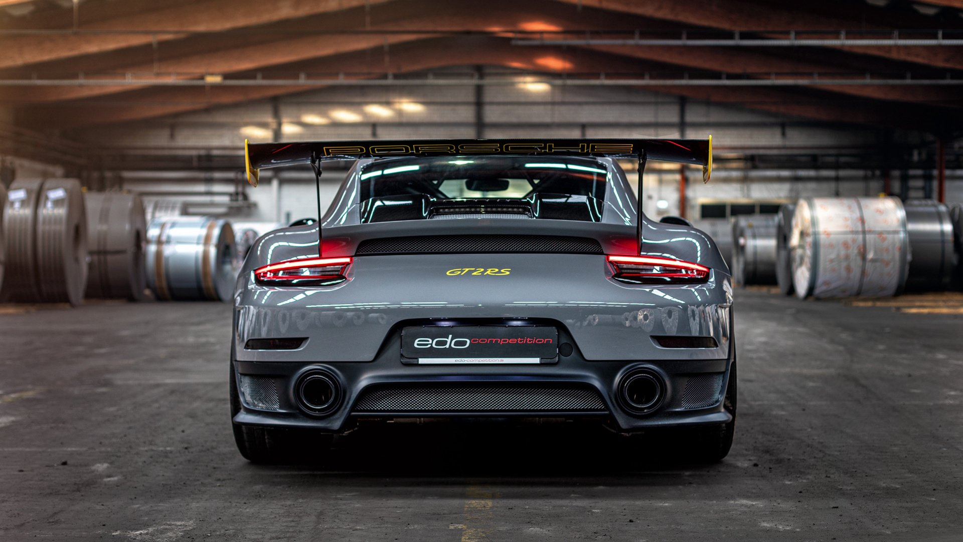 当世界静待冠军时，阿坎吉在创造另一种历史